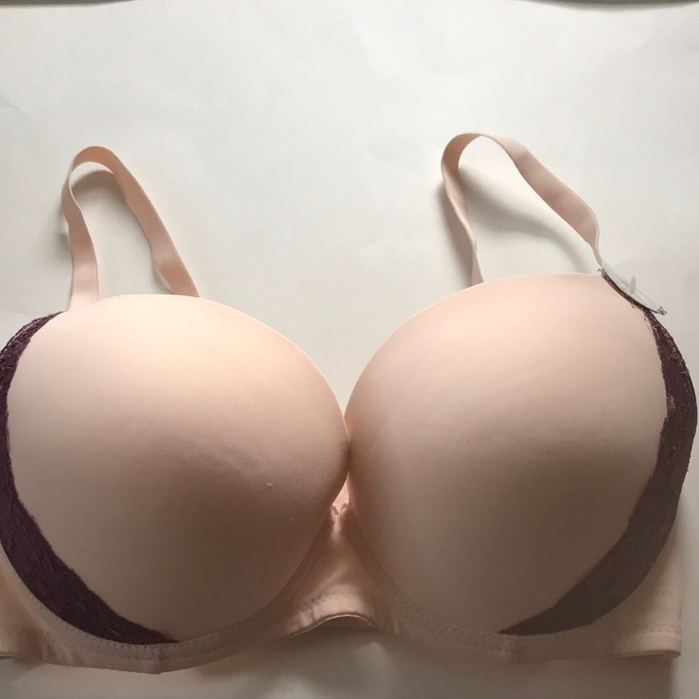 NWT..YOUMITA PUSH-UP BRA...SIZE...36DDD